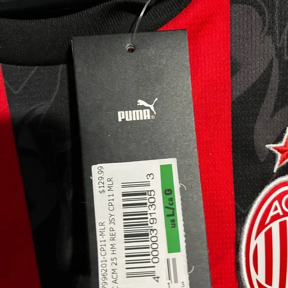 Pulisic AC Milan Puma men’s large Red and Black Soccer Jersey - Picture 3 of 3